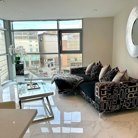 Superior Apartment In Cardiff City Centre Exteriör bild