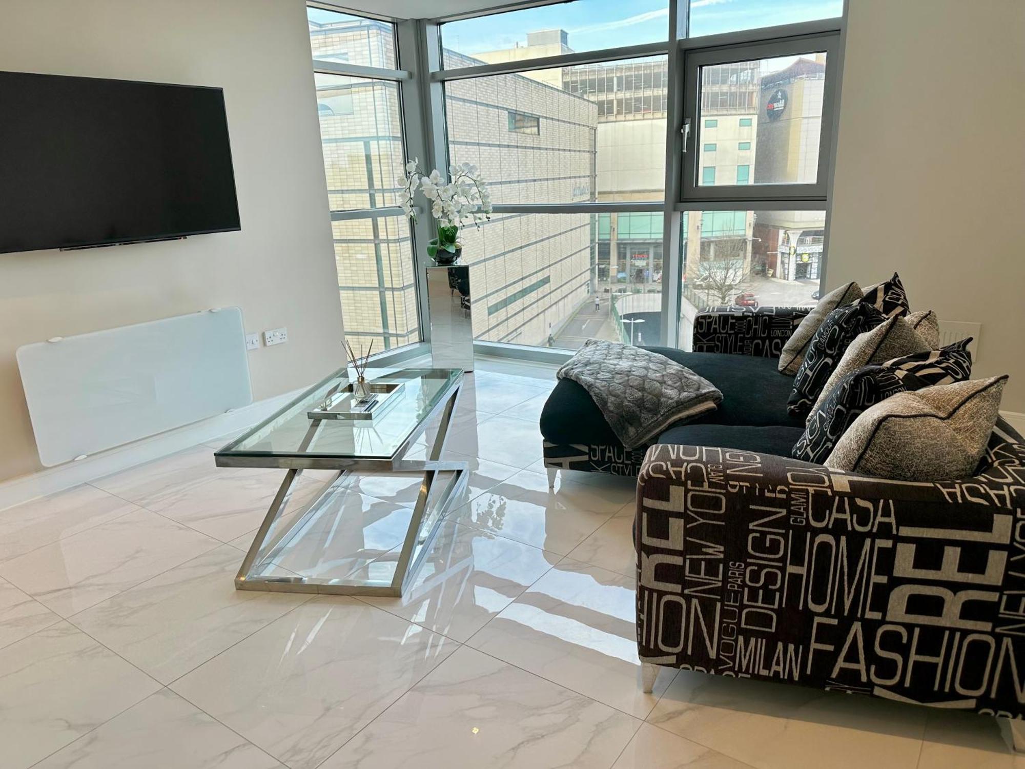 Superior Apartment In Cardiff City Centre Exteriör bild