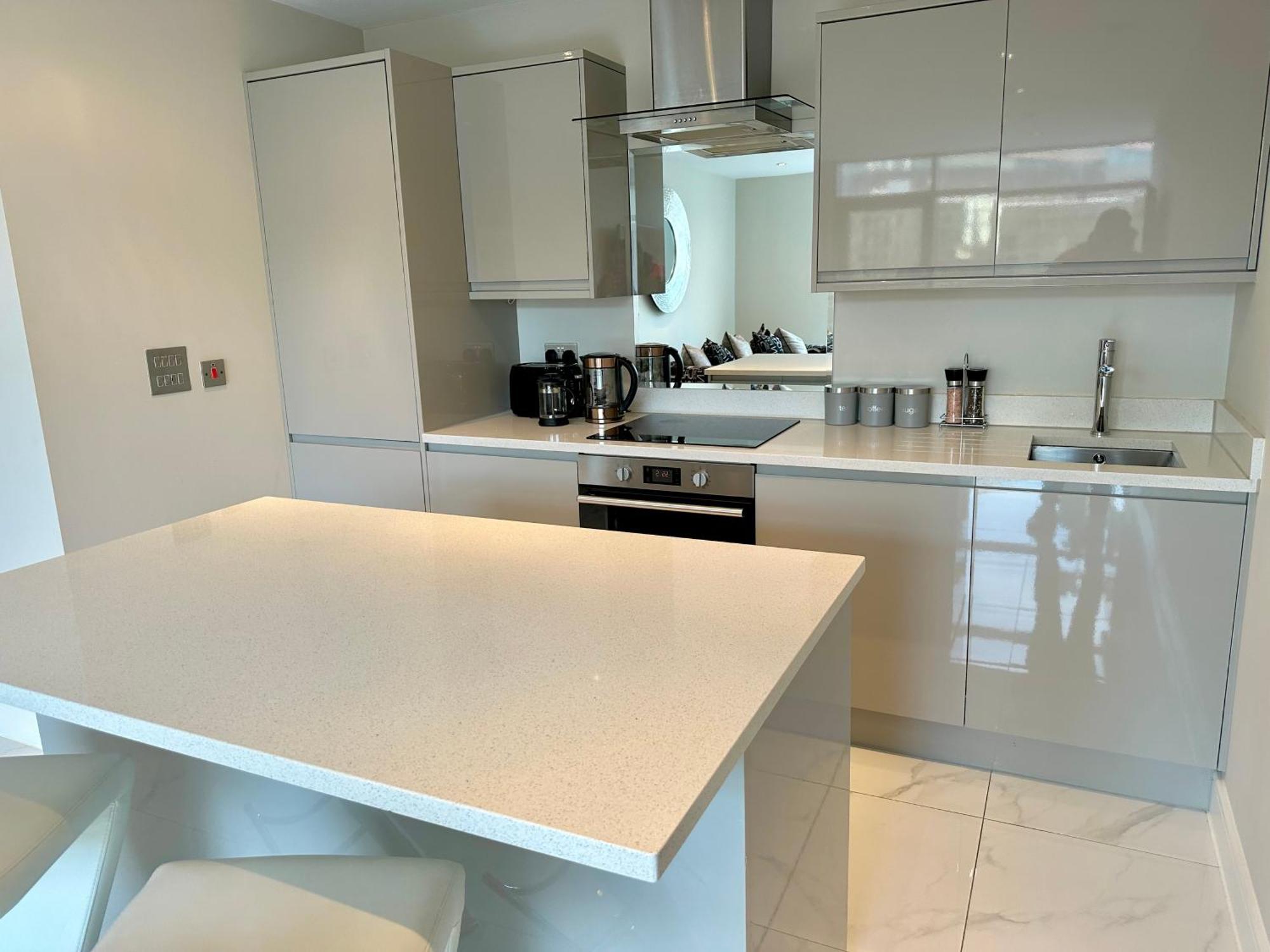 Superior Apartment In Cardiff City Centre Exteriör bild